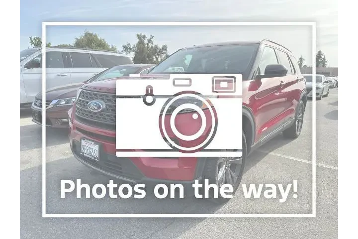 $31905 : Ford Explorer 2023 XLT 4dr S image 1