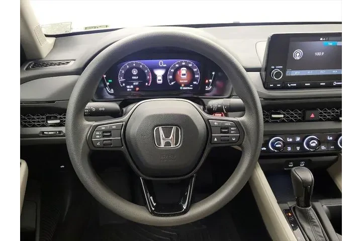 $23998 : Honda Accord 2023 EX 4dr Sed image 10