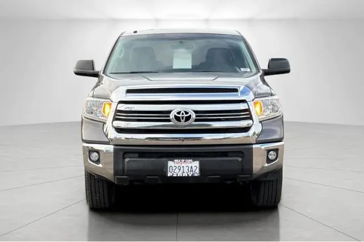 $24995 : Toyota Tundra 2016 4x4 SR5 4 image 8