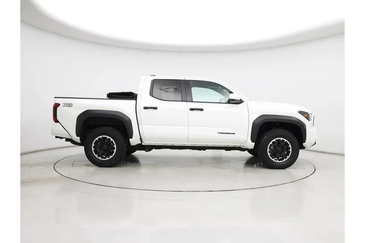$39998 : Toyota Tacoma 2024 4x4 SR5 4 image 7