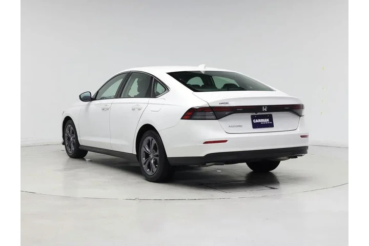 $25998 : Honda Accord 2023 EX 4dr Sed image 2