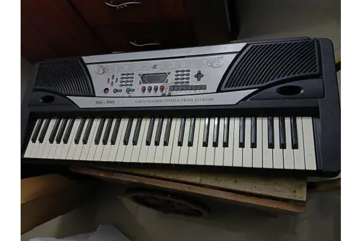 VENDO PIANO ELECTRICO image 2
