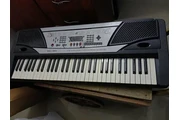 VENDO PIANO ELECTRICO thumbnail