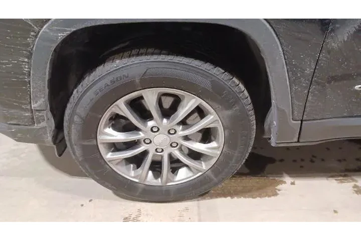 $19370 : Jeep Cherokee 2021 4x4 Altit image 3