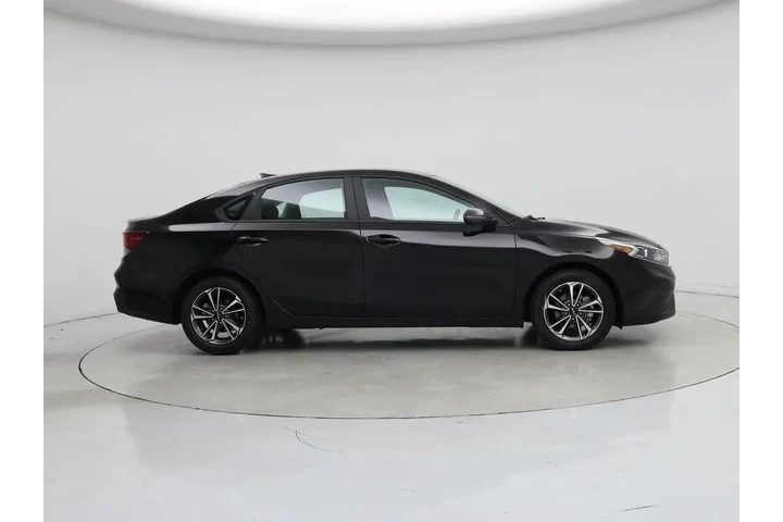$18998 : Kia Forte 2023 LXS 4dr Sedan image 7