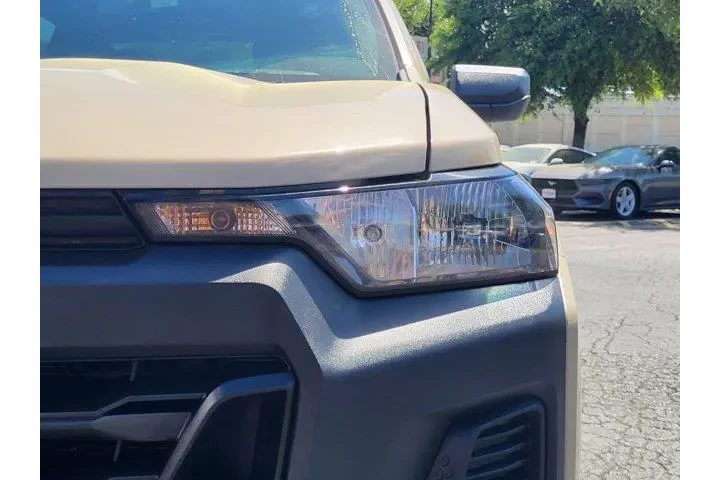 $27500 : Chevrolet Colorado 2024 4x2 image 10