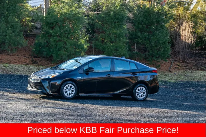 $16295 : Toyota Prius 2022 Nightshade image 3