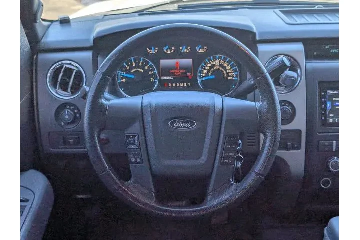 $10050 : Ford F-150 2012 4x4 XLT 4dr image 10