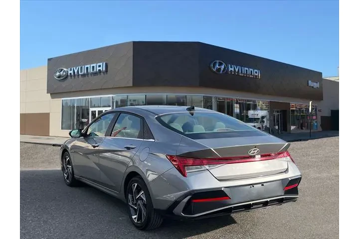 $19995 : Hyundai ELANTRA 2024 SEL 4dr image 6