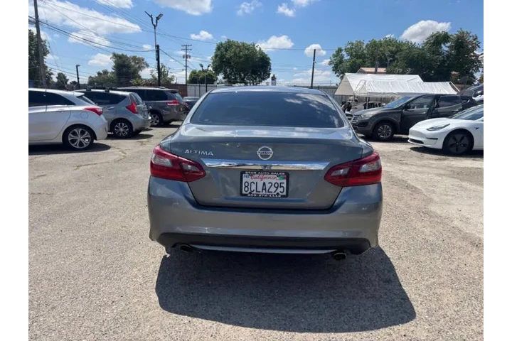 $8999 : 2018 Altima 2.5 S image 9