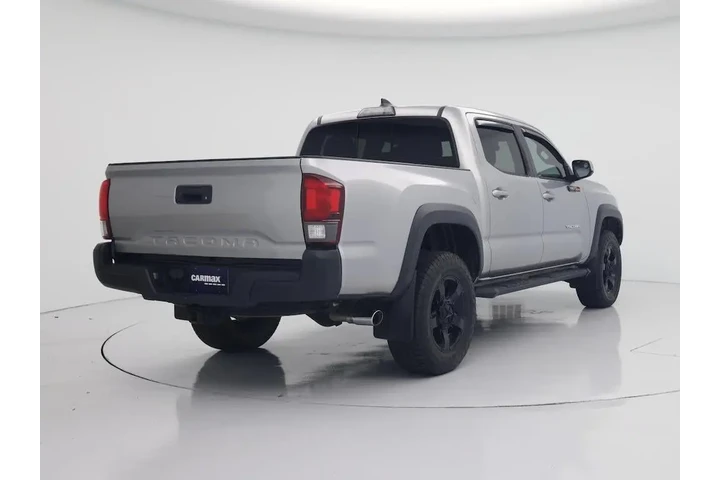 $31998 : Toyota Tacoma 2018 4x4 TRD P image 8