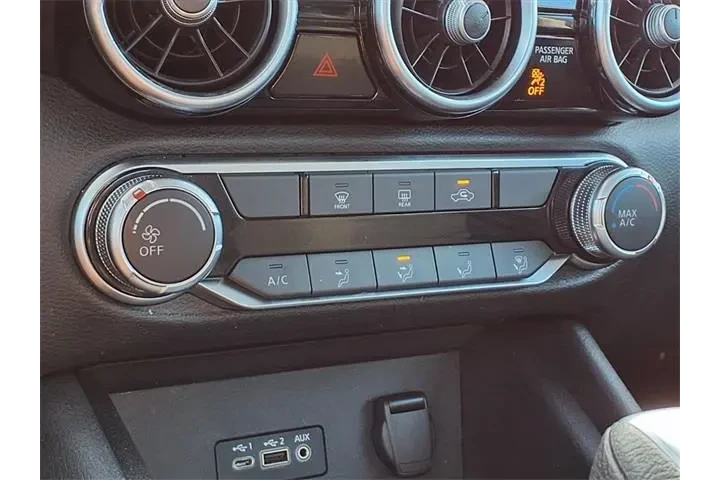 $17524 : Nissan Sentra 2023 SV 4dr Se image 8