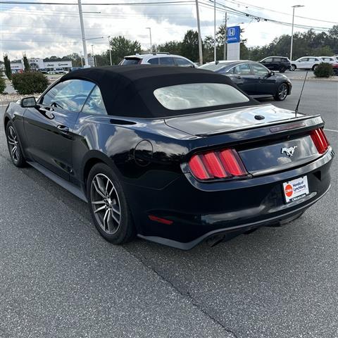 $13603 : PRE-OWNED 2017 FORD MUSTANG E image 3