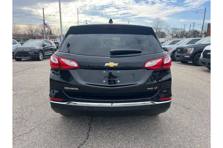 $10207 : Chevrolet Equinox 2018 4x4 L image 5