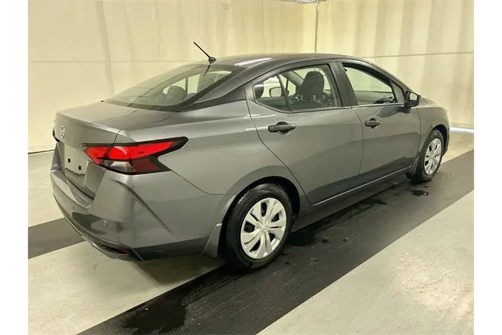 $17899 : Nissan Versa 2022 S 4dr Seda image 2