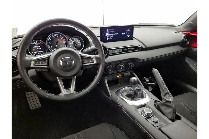 $30998 : Mazda MX-5 Miata 2024 Club 2 image 9