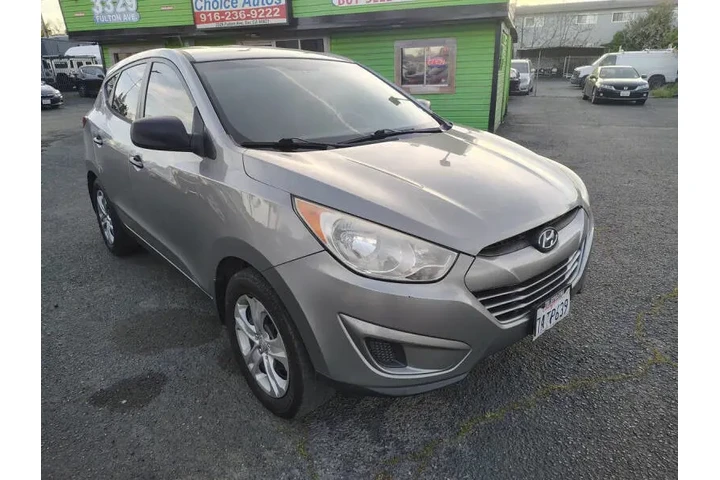 $7950 : 2013 Tucson GL image 9