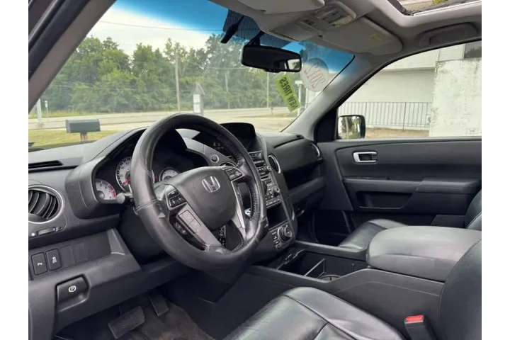 $7999 : 2012 Pilot Touring image 9