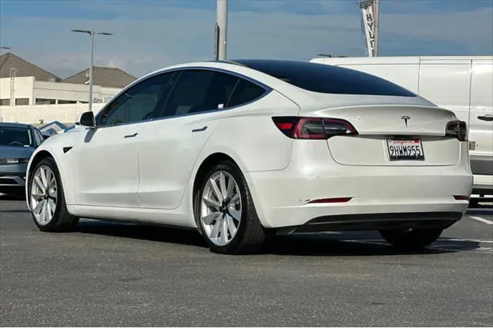 $16976 : Tesla Model 3 2020 AWD Stand image 5