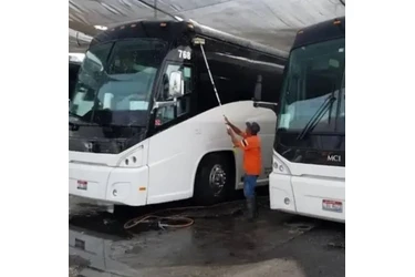 Limpieza de Buses en Los Angeles