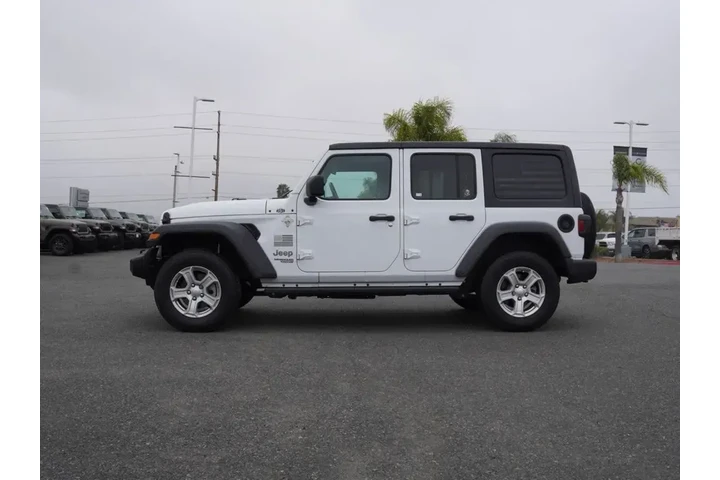 $25965 : Jeep Wrangler Unlimited 2020 image 7