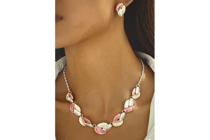 SET ARETES Y COLLAR image 2