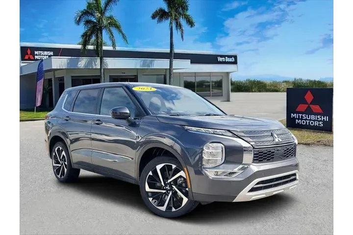 $25688 : Mitsubishi Outlander 2024 SE image 1