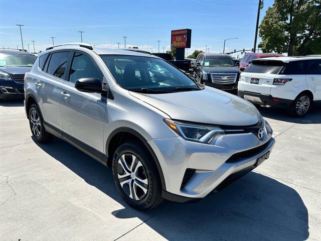 $17999 : 2016 RAV4 LE image 5