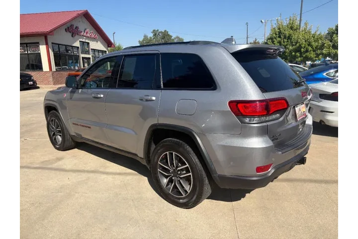 $18950 : 2019 Grand Cherokee Trailhawk image 7