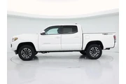 $34998 : Toyota Tacoma 2021 4x2 TRD S thumbnail