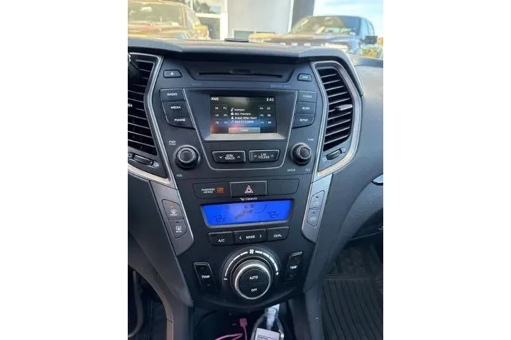 $10000 : Hyundai SANTA FE Sport 2014 image 5