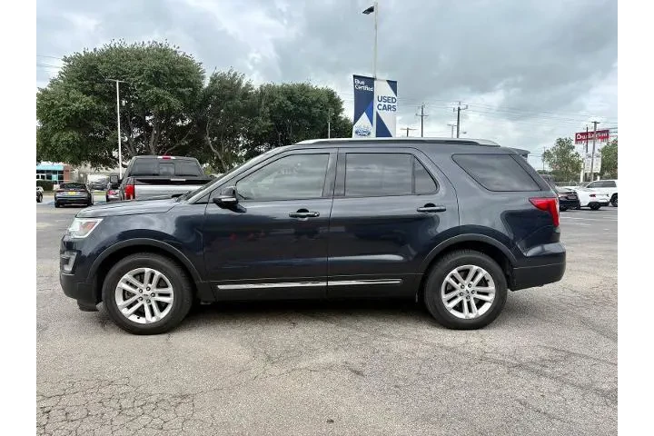 $12473 : Ford Explorer 2017 XLT 4dr S image 6