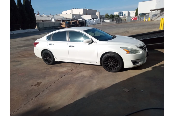 $3500 : Bonito carro image 3