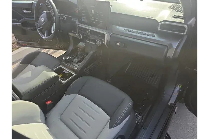 $39995 : Toyota Tacoma 2024 4x4 TRD S image 9