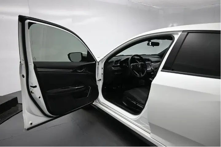 $20339 : Honda Civic 2018 Sport 4dr H image 7