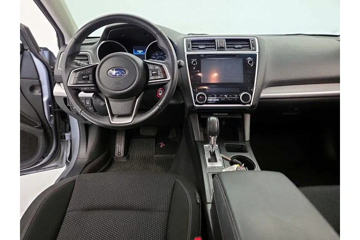$15998 : Subaru Outback 2018 AWD 2.5i image 9