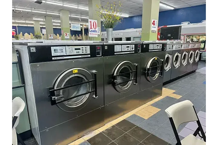Coin Laundry en Buena Park image 5