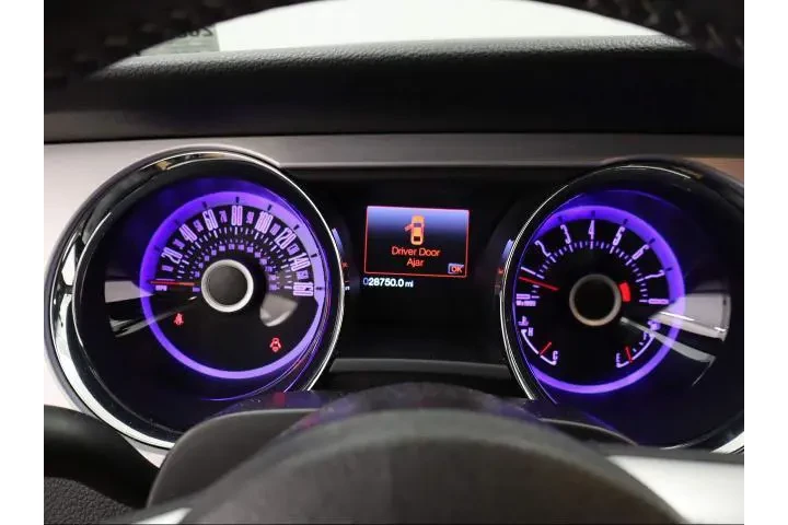 $15995 : Ford Mustang 2013 V6 Premium image 6