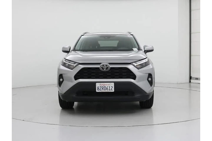 $31998 : Toyota RAV4 2022 XLE Premium image 5
