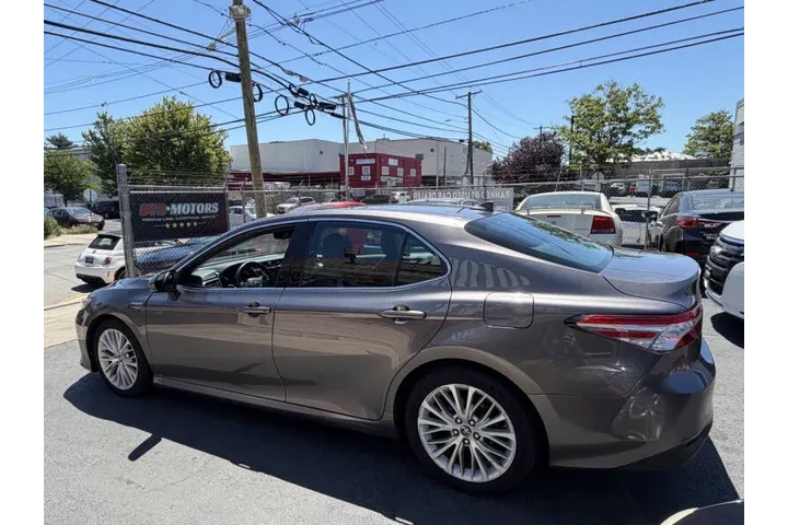 $11499 : 2018 Camry Hybrid XLE image 8