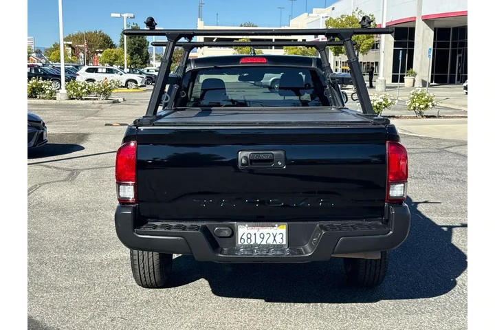$27980 : Toyota Tacoma 2023 4x2 SR 4d image 4