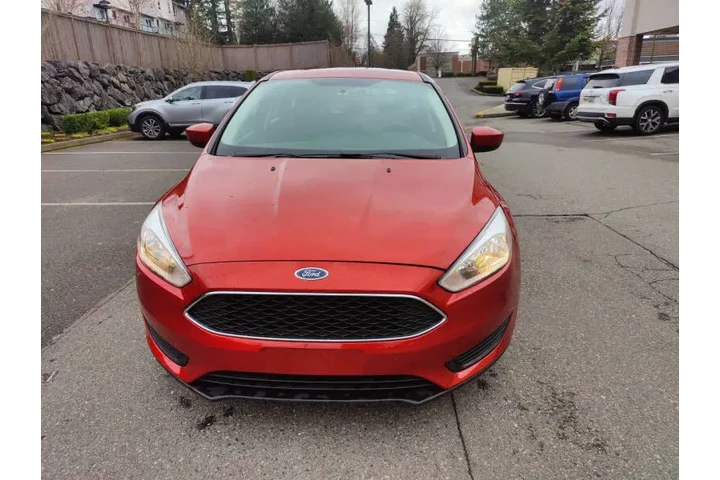 $7900 : 2018 Focus SE image 9