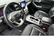 $25288 : Ford Explorer 2023 AWD XLT 4 thumbnail
