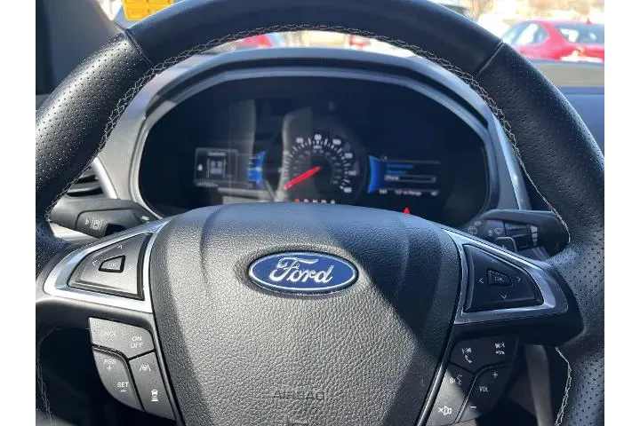 $31988 : Ford Edge 2022 AWD ST 4dr Cr image 10