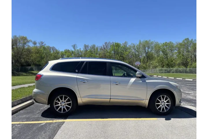 $6999 : 2013 Enclave Leather image 9