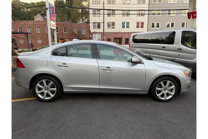 $11995 : 2016 S60 T5 Premier image 6