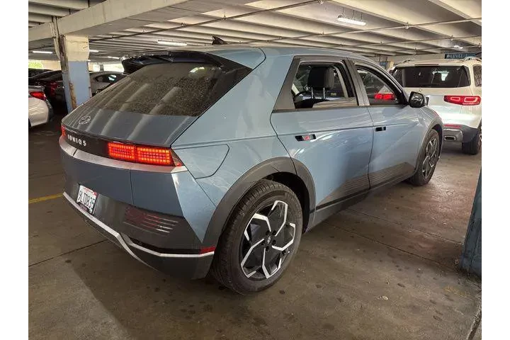 $26598 : Hyundai IONIQ 5 2024 SEL 4dr image 3