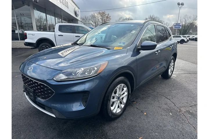 $19500 : Ford Escape 2020 AWD SE 4dr image 1