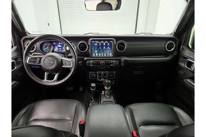 $26998 : Jeep Wrangler Unlimited 2021 image 9