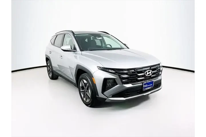 $29990 : Hyundai TUCSON 2025 AWD SEL image 1